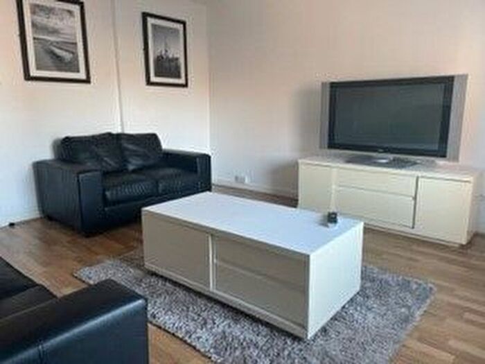 2 Bedroom Flat To Rent In Langstane Place, City Centre, Aberdeen, AB11