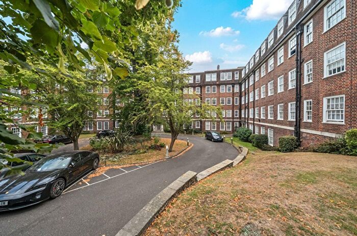 1 Bedroom Flat For Sale In Prince Arthur Road, Hampstead Village, NW3