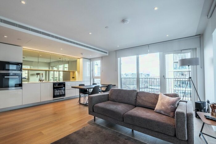 2 Bedroom Flat To Rent In Fountain Park Way, London, W12