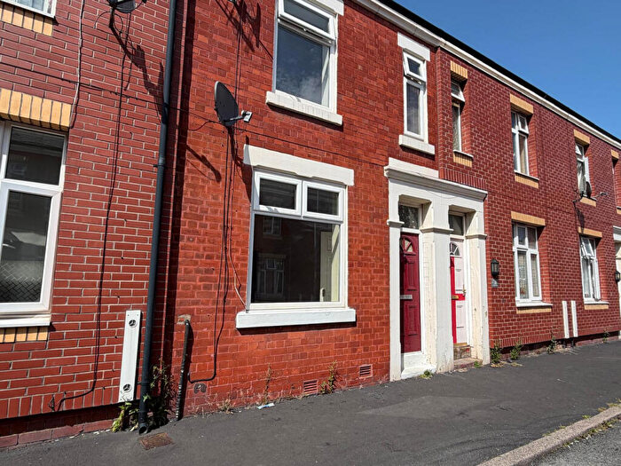 2 Bedroom Terraced House To Rent In Cyclone Street, Manchester, Lancashire, M11