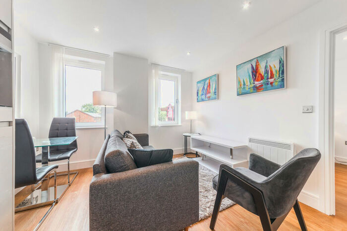 1 Bedroom Apartment To Rent In Greenview House, London Road, Romford, RM7
