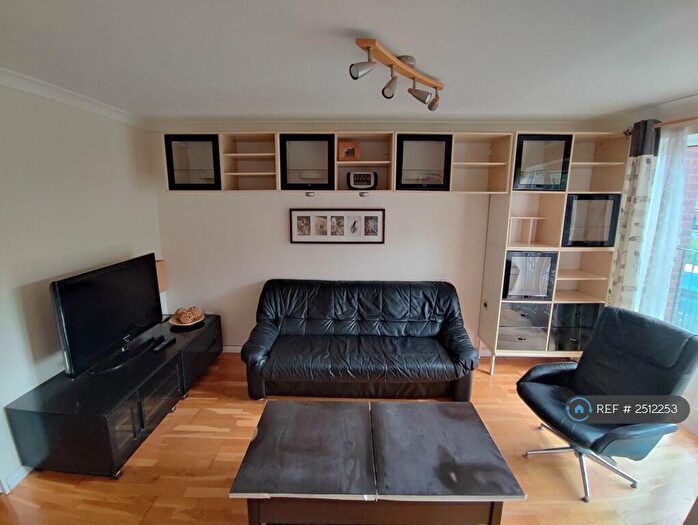 1 Bedroom Flat To Rent In Bream Close, London, N17
