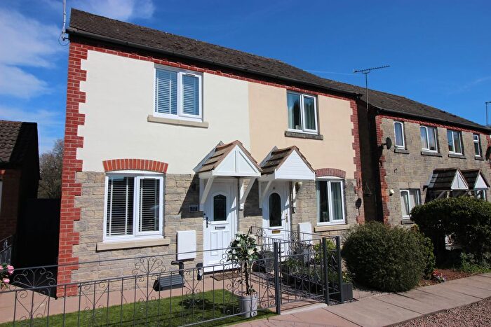 2 Bedroom Semi Detached House For Sale In Speedwell, Mile End, GL16