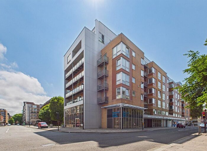 1 Bedroom Flat To Rent In Telephone House, High Street, Southampton, SO14