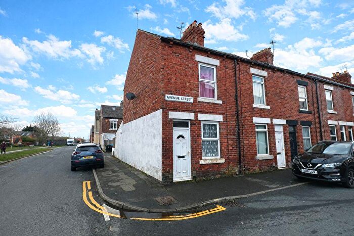 3 Bedroom End Of Terrace House For Sale In Avenue Street, Harrogate, HG2