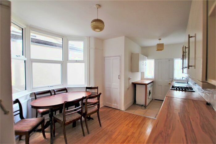 3 Bedroom Terraced House To Rent In Lordsmead Road, Tottenham, London, N17