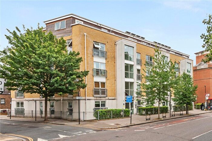 1 Bedroom Apartment For Sale In Essex Road, London, N1