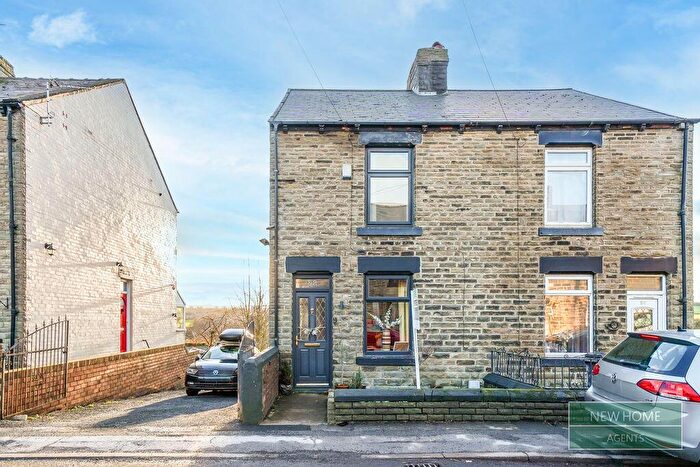 2 Bedroom Semi Detached House For Sale In The Walk, Birdwell, Barnsley, S70