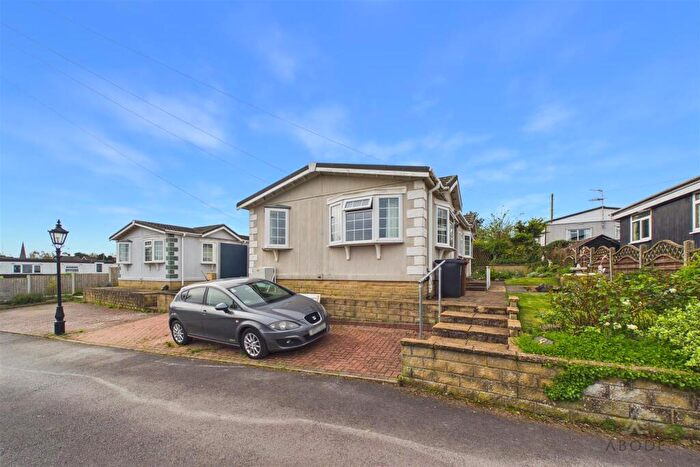 2 Bedroom Detached Bungalow For Sale In Marston Lane, Rolleston On Dove, DE13