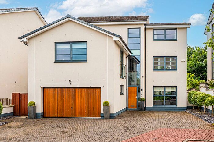 5 Bedroom Detached House For Sale In Canniesburn Drive, Bearsden, G61