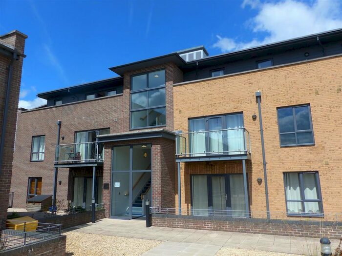 1 Bedroom Flat To Rent In King House, Fire Fly Avenue, Swindon, SN2