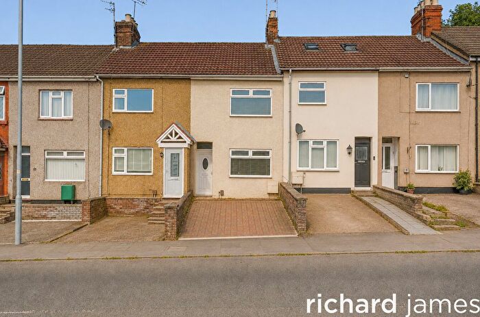 2 Bedroom Terraced House For Sale In Kingshill Road, Kingshill, Swindon, SN1