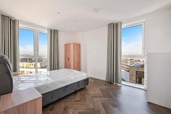 2 Bedroom Apartment To Rent In Orwell House, North West Quarter, Carlton Vale, NW6