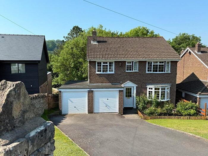 4 Bedroom Detached House For Sale In Bourne Lane, Brimscombe, Stroud, GL5