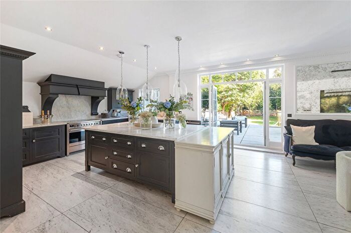 5 Bedroom Detached House For Sale In Beckenham, Kent, BR3