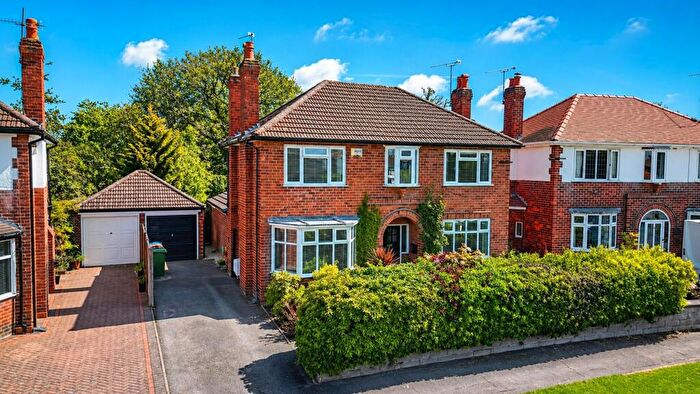 4 Bedroom Detached House For Sale In Meadowsway, Upton, Chester, CH2