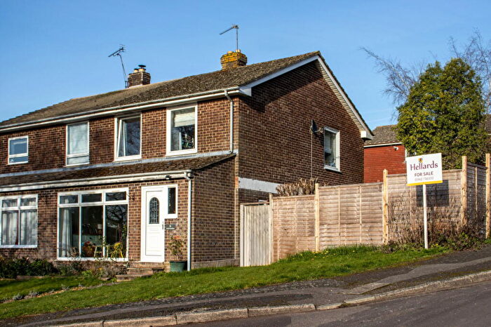 3 Bedroom Semi Detached House For Sale In Arle Gardens, Alresford, SO24