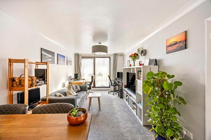 1 Bedroom Flat For Sale In London Road, Patcham, BN1