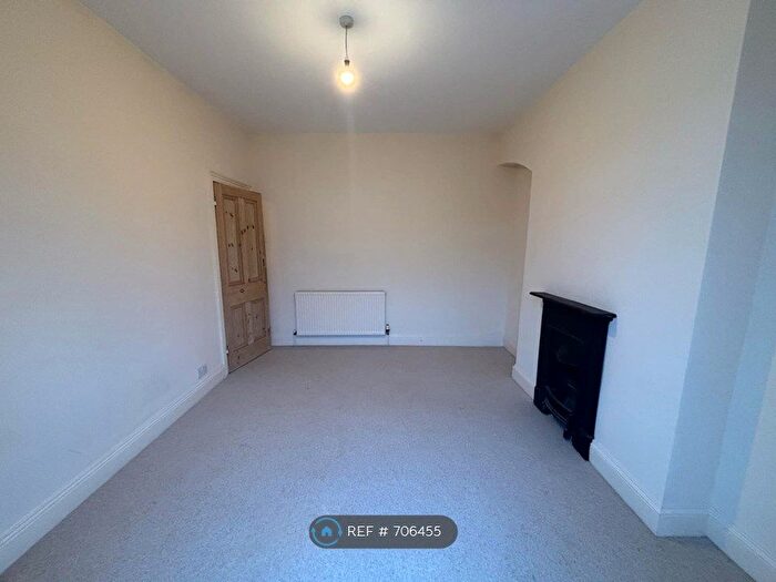 1 Bedroom Flat To Rent In Prince Maurice Road, Plymouth, PL4