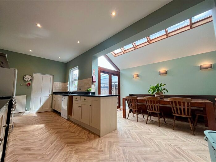 7 Bedroom Barn Conversion To Rent In Devonshire Place, Exeter, EX4