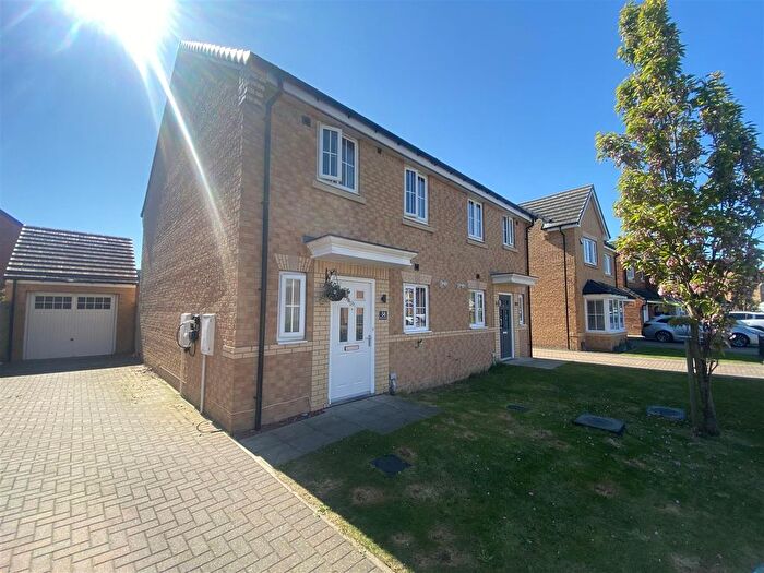 3 Bedroom Semi-Detached House For Sale In Ambridge Way, Seaton Delaval, Whitley Bay, NE25