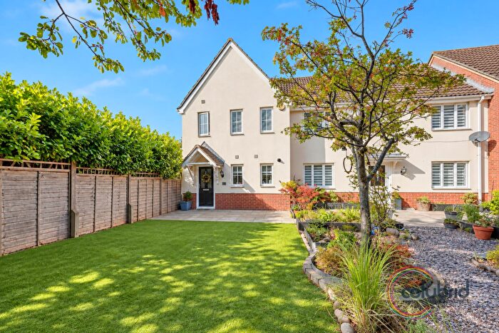 3 Bedroom End Of Terrace House For Sale In Lennox Close, Chafford Hundred, RM16