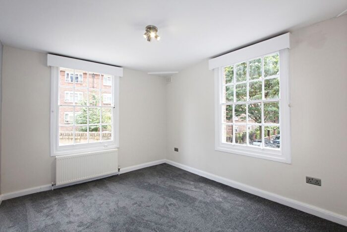 2 Bedroom Flat To Rent In Aylesford Street, London, SW1V