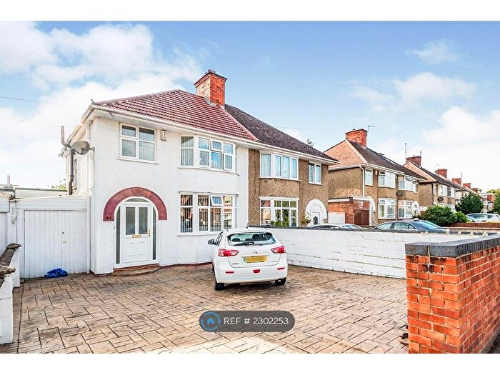 3 Bedroom Semi-Detached House To Rent In Littlemore Road, Oxford, OX4