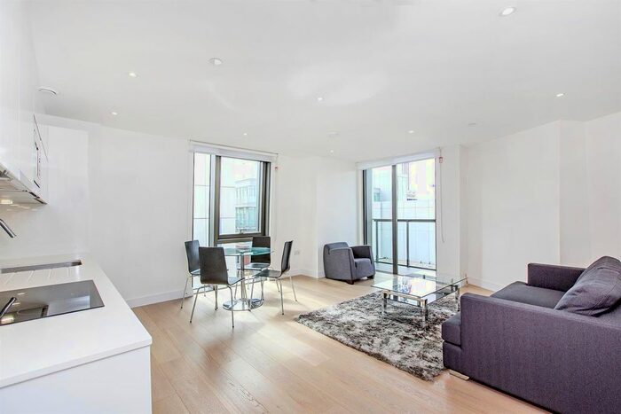 2 Bedroom Flat To Rent In Parliament House, Black Prince Road, Vauxhall, London, SE1