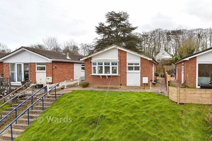 2 Bedroom Detached Bungalow For Sale In Stonehall Road, Lydden, Dover, Kent, CT15