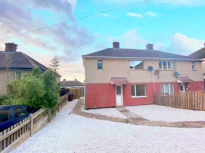 3 Bedroom Semi-Detached House To Rent In Oldroyd Avenue, Grimethorpe, Barnsley, S72