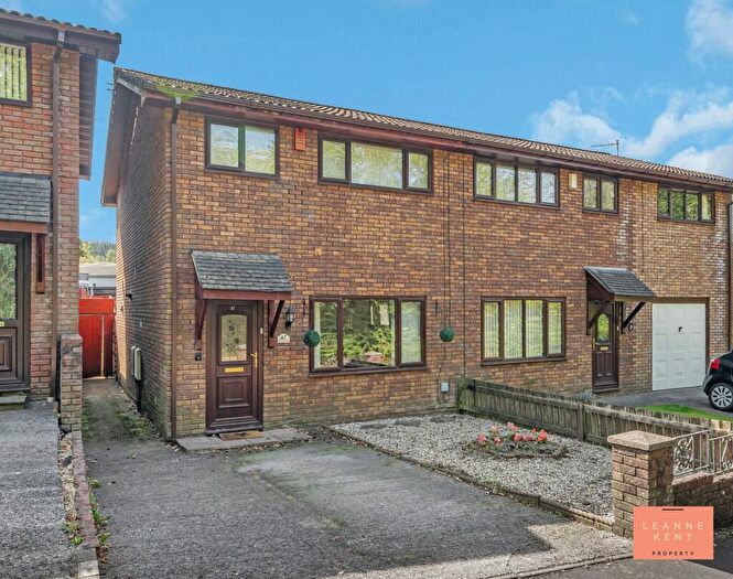 3 Bedroom Semi-Detached House For Sale In Cwrt Ty Mawr, Caerphilly, CF83