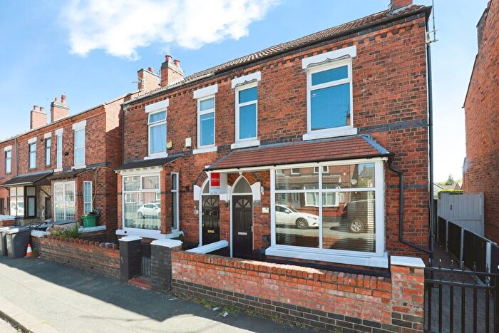 3 Bedroom Semi-Detached House For Sale In Buxton Avenue, Crewe, Cheshire, CW1