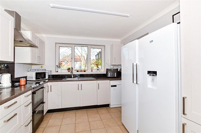 4 Bedroom Detached House For Sale In Holder Close, Lordswood, Chatham, Kent, ME5