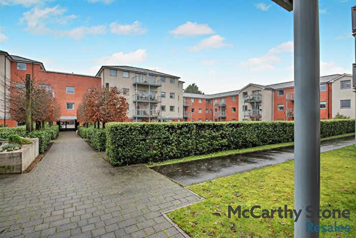 2 Bedroom Flat For Sale In Emma Court, Southern Road, Basingstoke, RG21