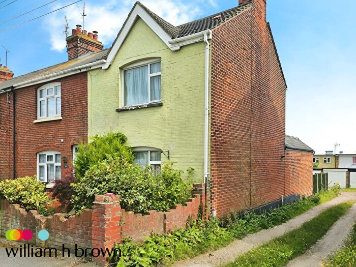 3 Bedroom House To Rent In Main Road, Harwich, CO12