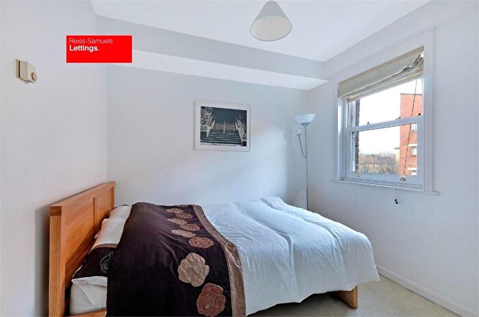 5 Bedroom Terraced House To Rent In Ferry Street, London, E14
