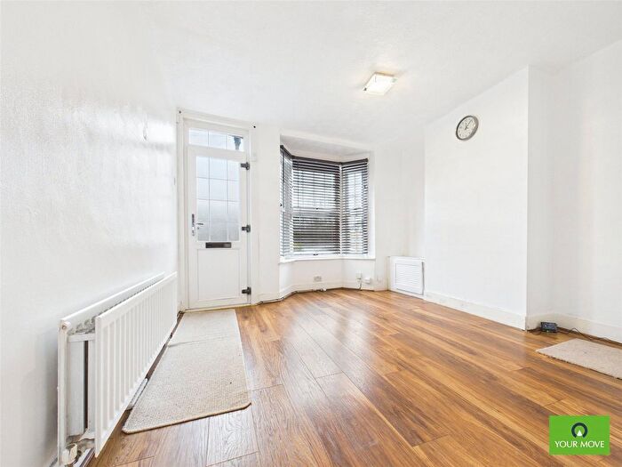 2 Bedroom Detached House To Rent In Mill Lane, Grays, Essex, RM20