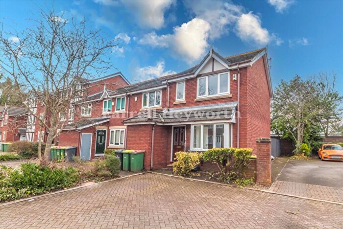 2 Bedroom House For Sale In Beamont Drive, Preston, PR1