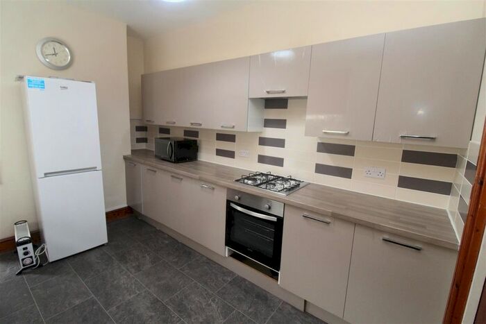 5 Bedroom Property To Rent In Llantrisant Street, Cathays, Cardiff, CF24