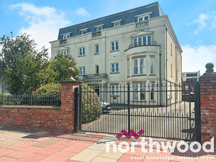 2 Bedroom Flat For Sale In Radley Court, Promenade, Southport, PR8