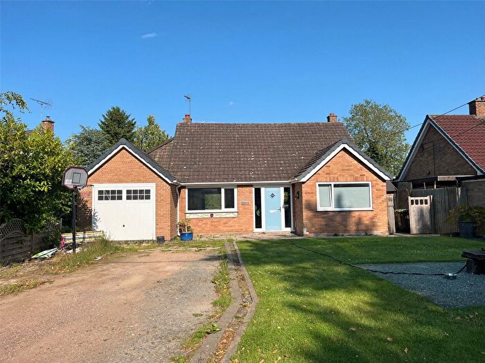 3 Bedroom Detached House For Sale In Kilsby Road, Barby, Warwickshire, CV23