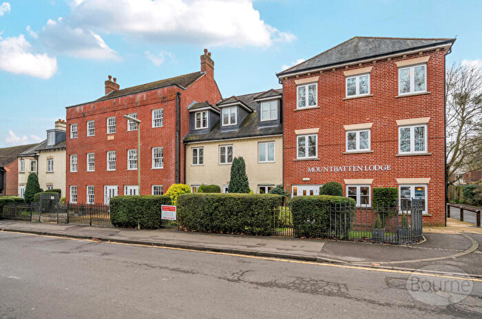 1 Bedroom Apartment For Sale In The Hart, Farnham, Surrey, GU9