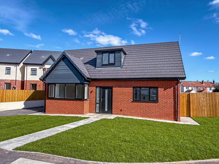 3 Bedroom Detached Bungalow For Sale In Cedar Gardens, Southport, PR8