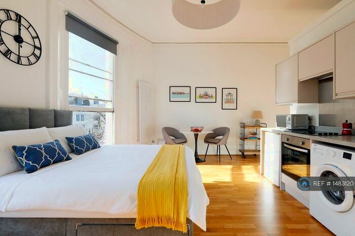 Studio To Rent In Brunswick Road, Hove, BN3