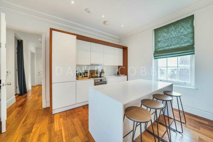 2 Bedroom Flat To Rent In Paradise Street, William Gaitskell House, SE16