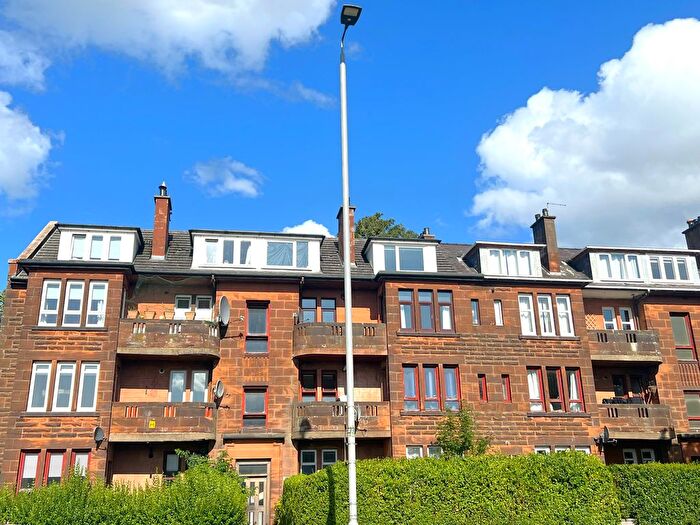 2 Bedroom Flat To Rent In Great Western Road, Anniesland, G13