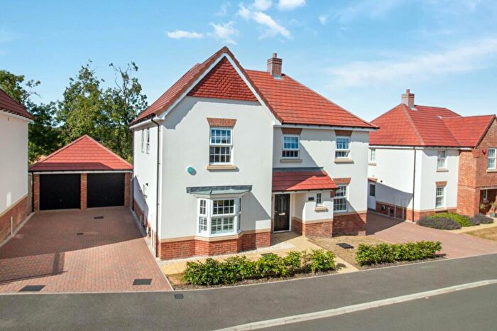 5 Bedroom Detached House For Sale In Copse View, Adel, LS16