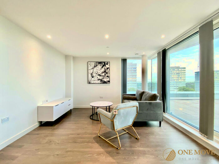 2 Bedroom Apartment To Rent In Sandpiper Building, Newnton Close, London, N4