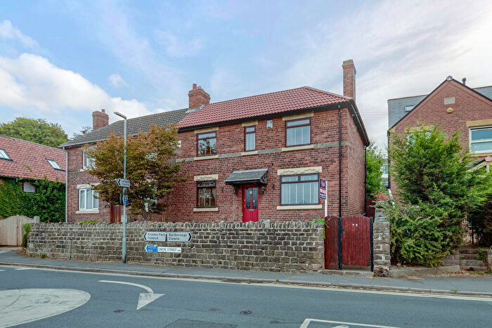 3 Bedroom Semi-Detached House For Sale In Union Street, Harthill, S26